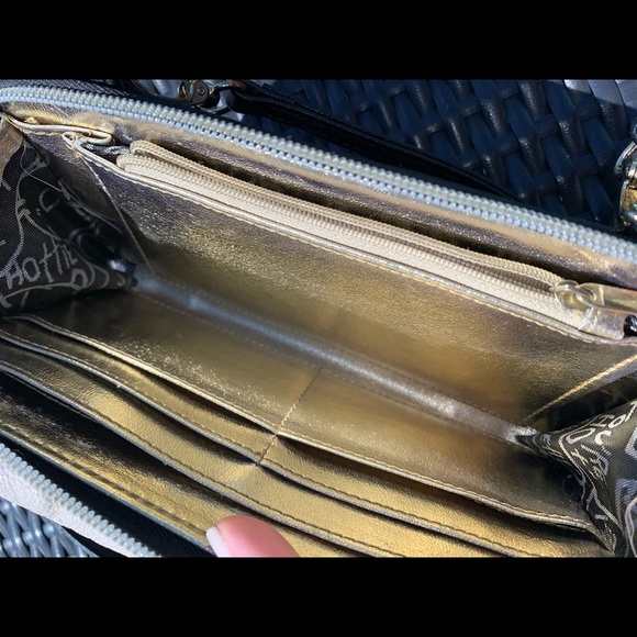 Authentic Vintage Betsey Johnson Bag - Picture 7 of 8